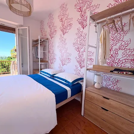 Pool, Sea View, Private Parking Lerici Apartment *