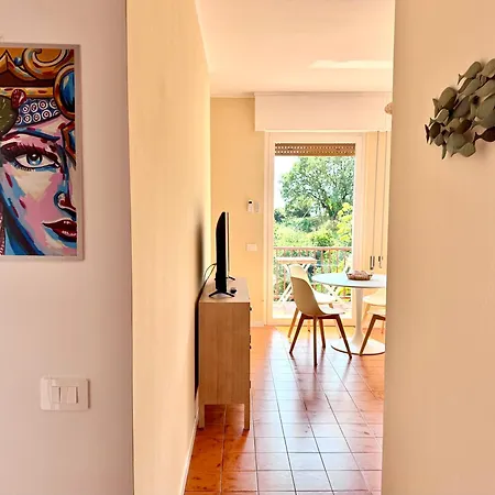Апартаменты Pool, Sea View, Private Parking Lerici