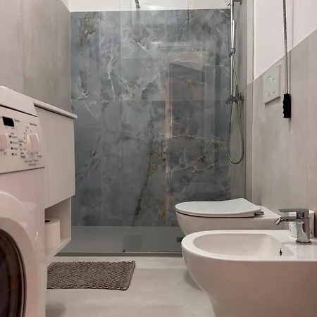 Pool, Sea View, Private Parking Lerici Apartment